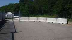 miniatura posa New Jersey in cemento con recinzione  Vittuone, impresa costruzioni Vittuone Milano